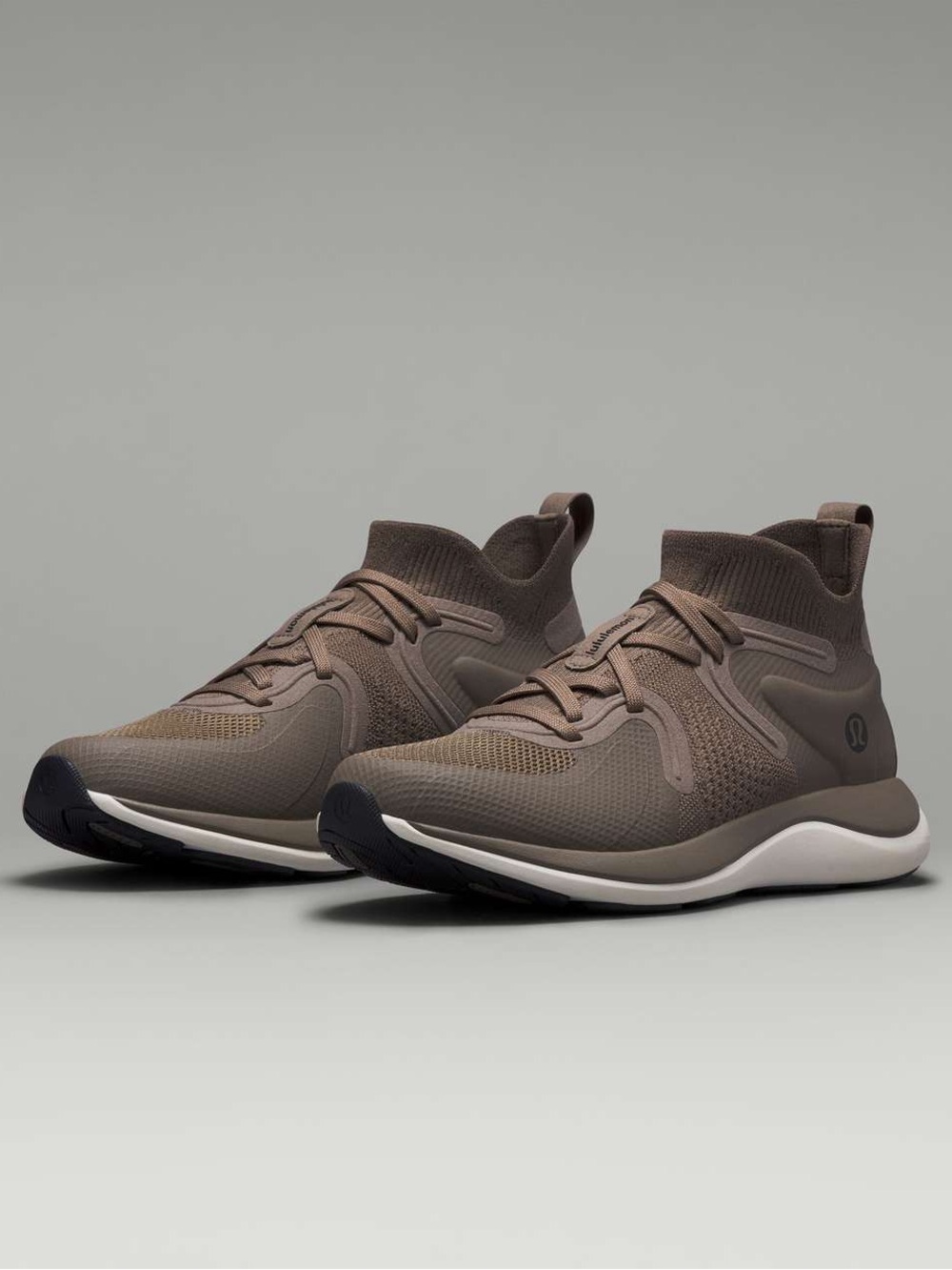 Lululemon Chargefeel 2 Mid Workout Shoes - nomad / Taupe